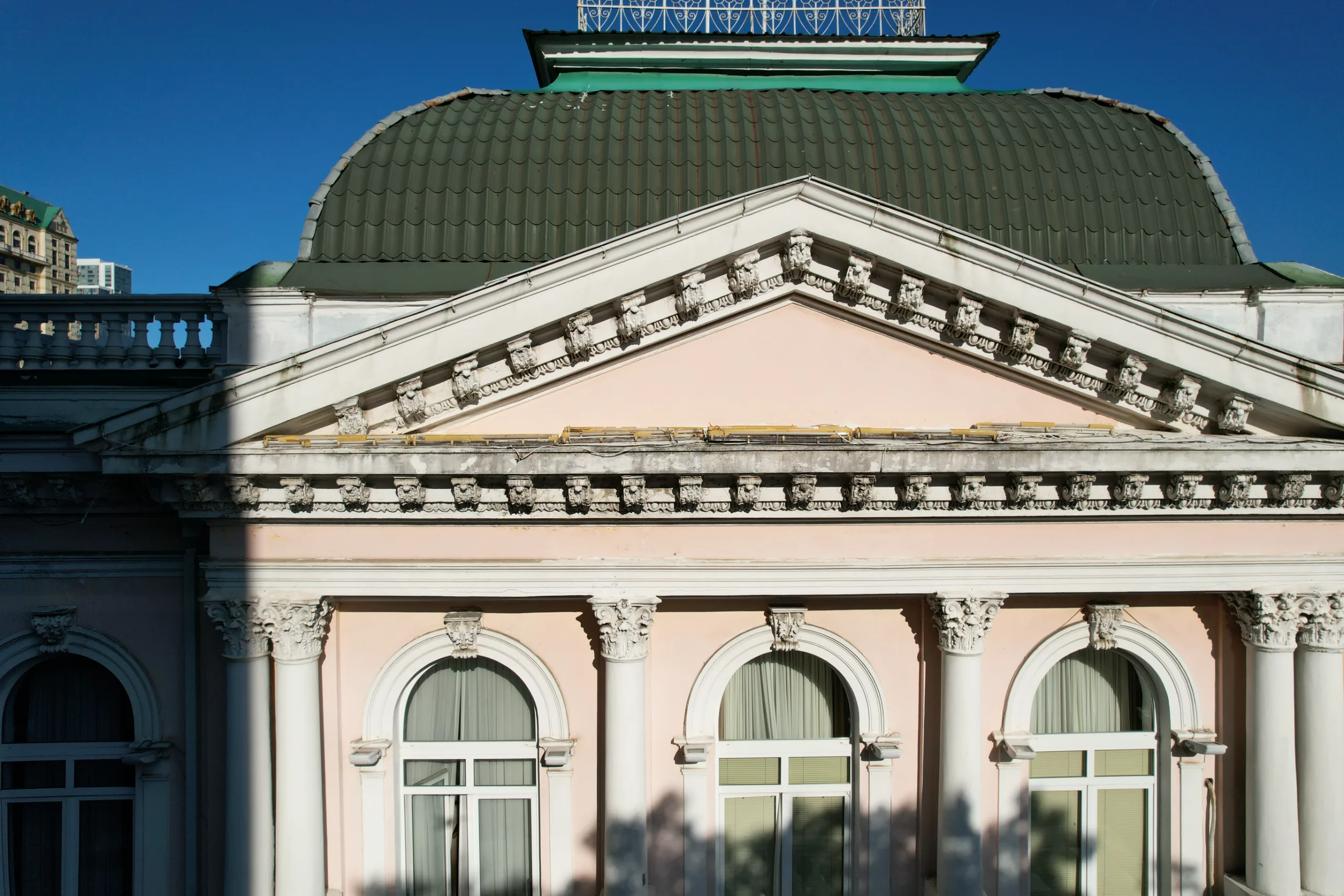 Administrative Building — photo 4